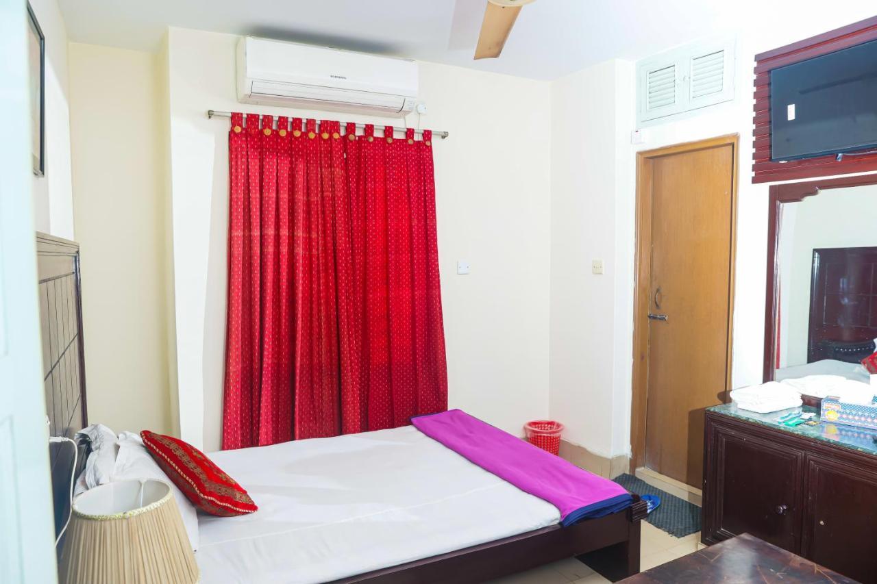 Ali International Hotel Dhaka Buitenkant foto